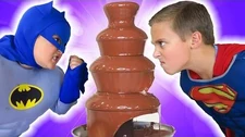 GIANT_CHOCOLATE_FOUNTAIN_Battle!_Egg_Hunt!_Candy_Surprise_Funny