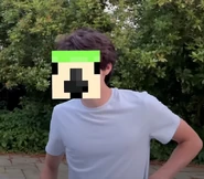 ParrotAppearance.png (448 KB) Parrot, in Rekrap2's video