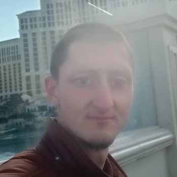 Daniel Larson | Wikitubia | Fandom