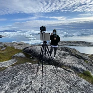 F7jE8e7WIAA HY6.jpg (1,013 KB) Kwite filming The 𝙄𝙘𝙚𝙗𝙚𝙧𝙜 Iceberg Explained