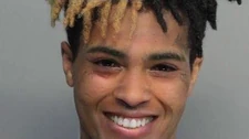 XXXTENTACION_-_Look_at_me_but_every_line_is_"look_at_me"