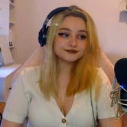 Niki in her stream