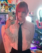 Cosplaying as Makima from Chainsaw Man