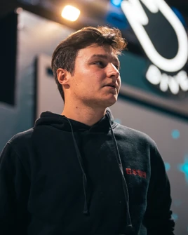 01bda855-1df5-4764-bad0-63d50fd3d700 (1)