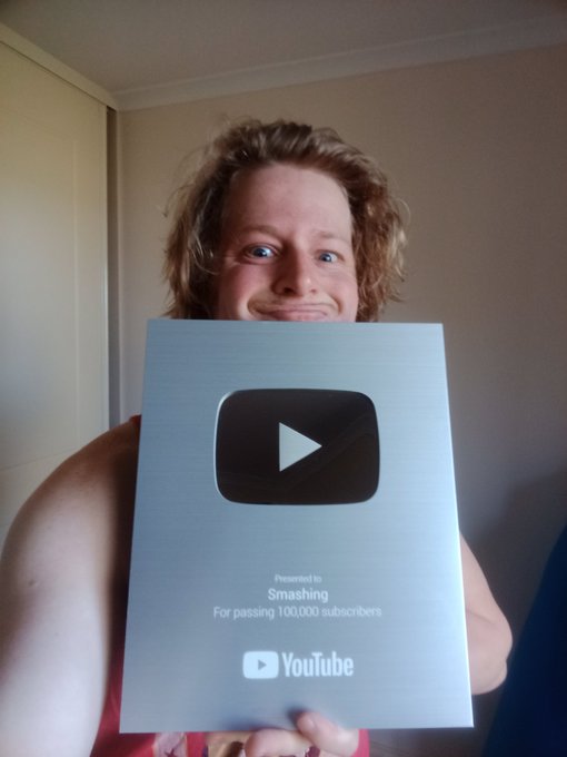 Smashing Wikitubia Fandom