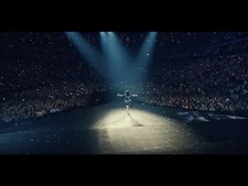 Billie_Eilish_-_Live_At_The_O2_(Extended_Cut)_-Trailer-