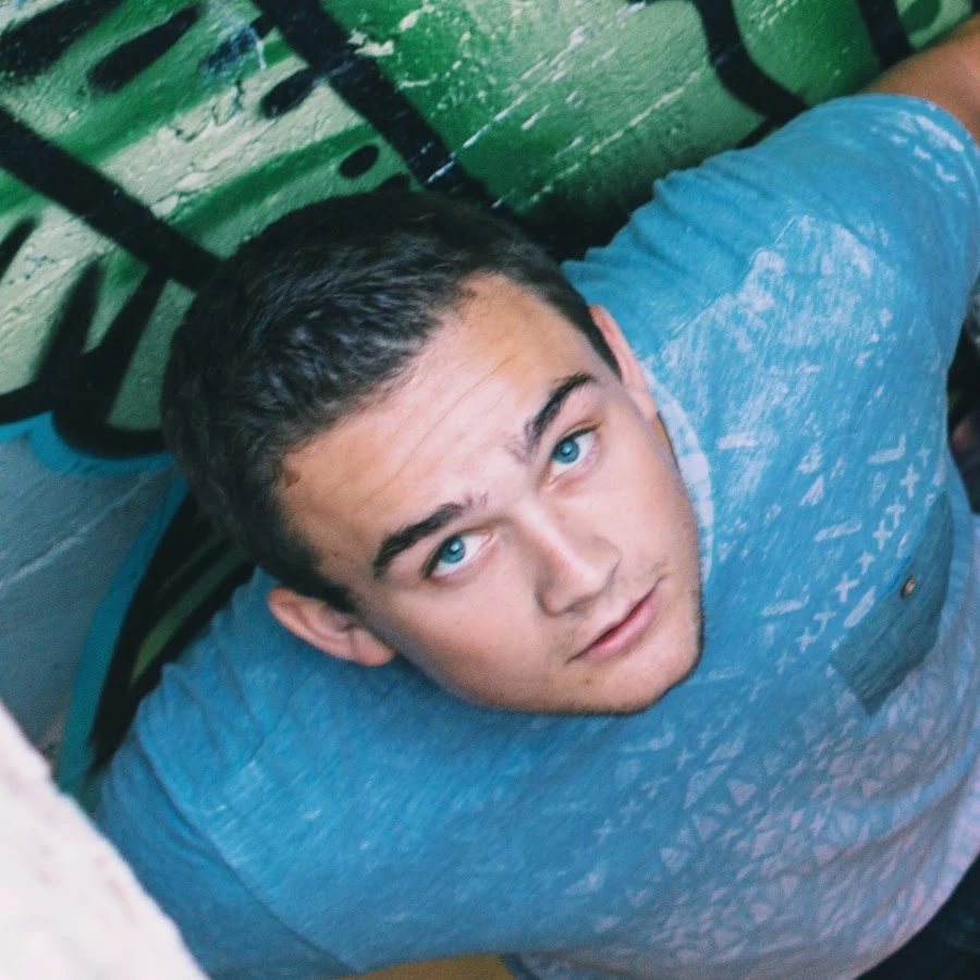 ANDREW LEVITT Wikitubia Fandom