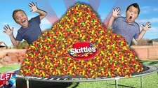 TRAMPOLINE_VS_SKITTLES