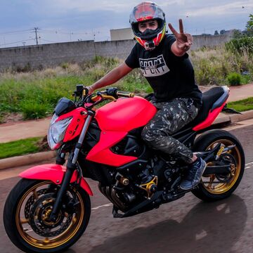 Renato Garcia no Instagram: “Primeiro Xj6 Turbo no Brasil 💥 Estou