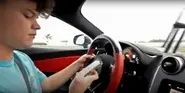 Jack reading his Kick chat while driving. This is the cause of his car crash.
