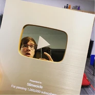 SlimecicleGold.png (1.08 MB) Gold playbutton award