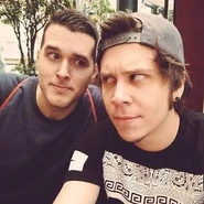 Perxitaa junto con ElRubiusOMG.