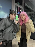 EmetSuki con Carlos mientras ella estaba de viaje en Argentina junto con sus amigas en 2023.