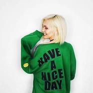 Photo-1522076189.jpg (20 kB) Antigua imagen de perfil de Farina Jo.