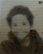 Photo de DeoLynk jeune qui apparaît dans l'intro de Djoman de ses anciennes vidéos du "Lycée"