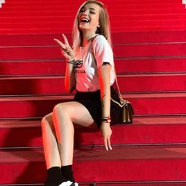 B99AD307-85B7-48B6-B95C-95F6D260C55F