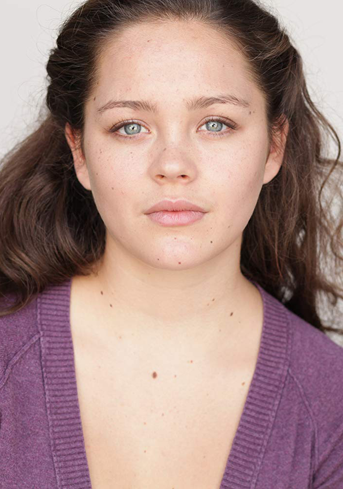 Brooke Johnson | YOU Wiki | Fandom