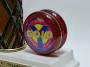 AYYA Gold Award Pogged YoYo, mounted on a 1st Place trophy from the 1995 World Championships