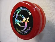 Yyjbandit.jpg (34 KB) The Bandit, a special edition signature yo-yo for David Brunner (from Dave Schulte's collection)