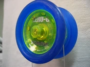 Yomega Zero-G (green hub with blue shells, from Dave Schulte's collection)