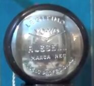 special black version with silver-plated sidecaps