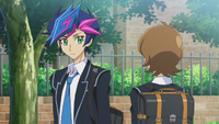 Ep006 Yusaku greeted by Aoi