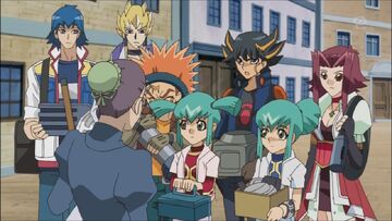 Watch Yu-Gi-Oh! 5D's Episode : Get With the Program, Part 1