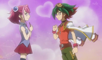 Yuya & Zuzu share a moment