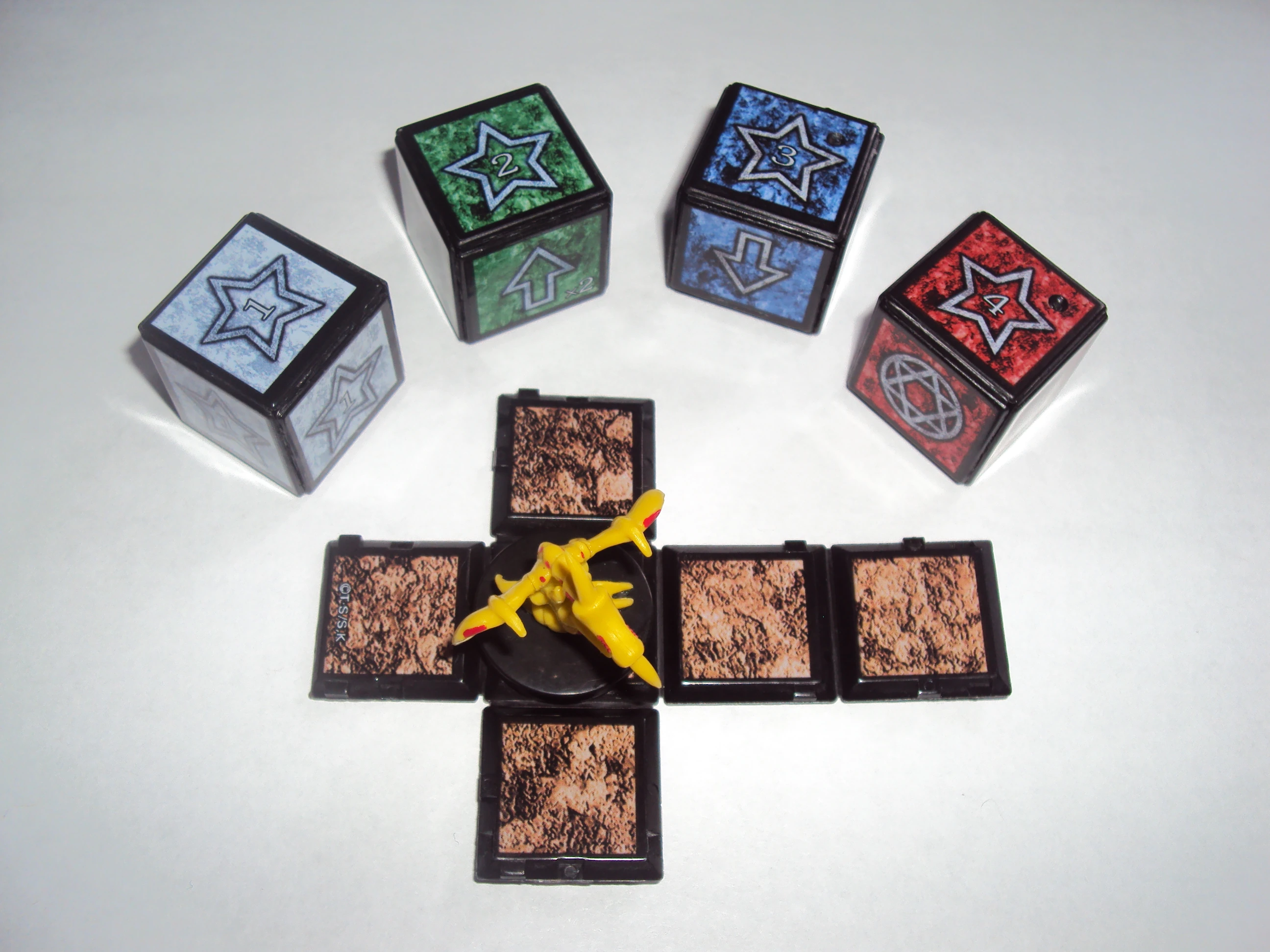 yugioh dungeon dice deck Amazon.com: Complete Custom Deck for Yu-Gi-Oh!