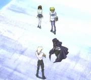 Am Hafen von Domino  lässt Marik Joey gegen Yugi antreten