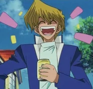 Joey contento.