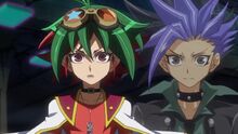 Yuto y Yuya soprendidos