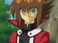 Jaden Yuki en la cuarta temporada, con los ojos de Yubel.