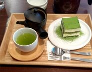 Matcha tiramisu and green tea combo