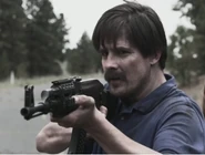 Dad bandit robs the heroes