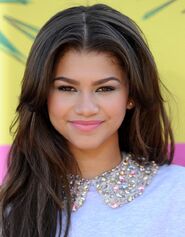 Zendaya-zendaya-coleman-35354467-779-1000