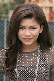 Zendaya coleman 22nd annual time for heroes celebrity picnic los angeles 12 june 2011 O4sF8mV