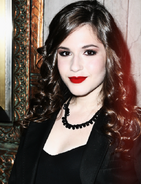 Erin Sanders-6