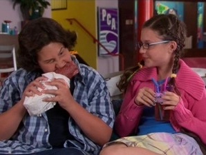zoey 101 quinn and mark kiss