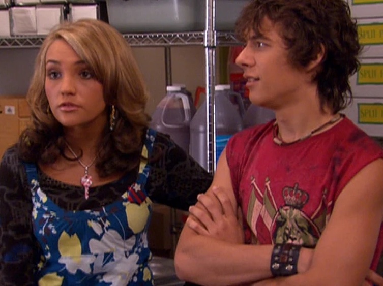 zoey 101 zoey and logan