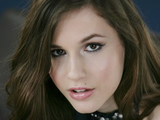 Erin Sanders