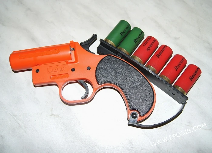 Сигнальный пистолет | Zombie вики | Fandom