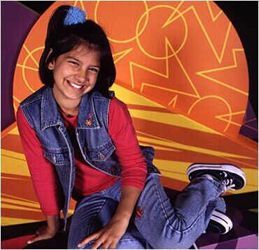 Caroline Botelho | Zoomers Wiki | Fandom