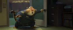 Clawhauser intrudes on Bogo