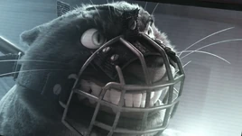 Savage Manchas-muzzled