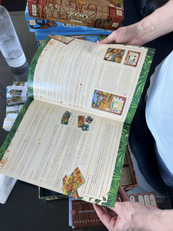 Zoo Tycoon: The Board Game, Board Game